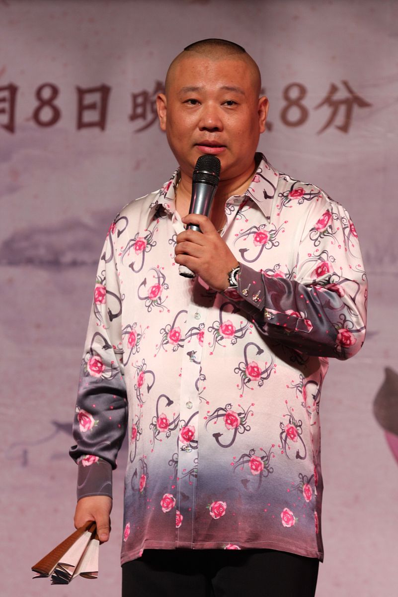 孙笑川相声演员：作品风格独特，深受观众喜爱