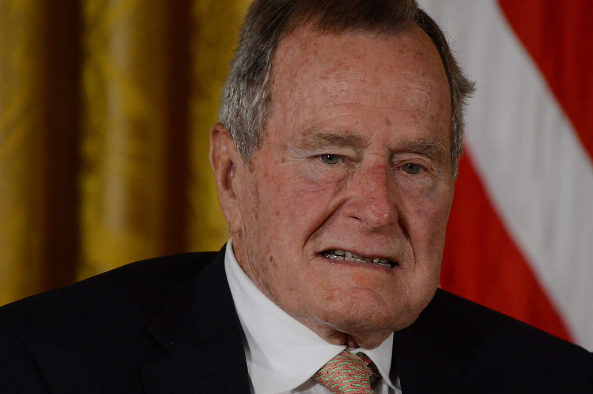 撰写一份试用期工作总结2000字