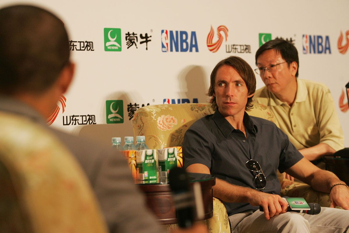 2009年8月28日,nba超级巨星史蒂夫-纳什在北京召开主题为"和纳什一起