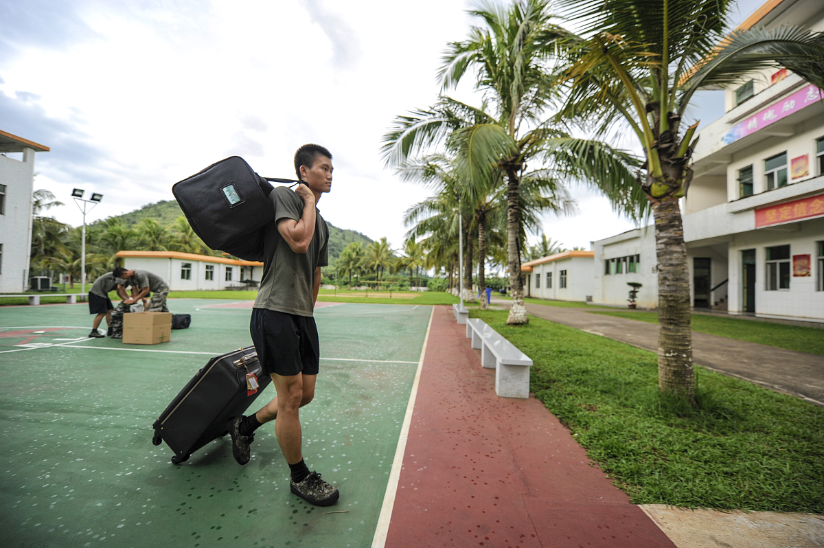 大学生宿舍管理委员会负责人竞选演讲稿：打造温馨和谐宿舍环境
