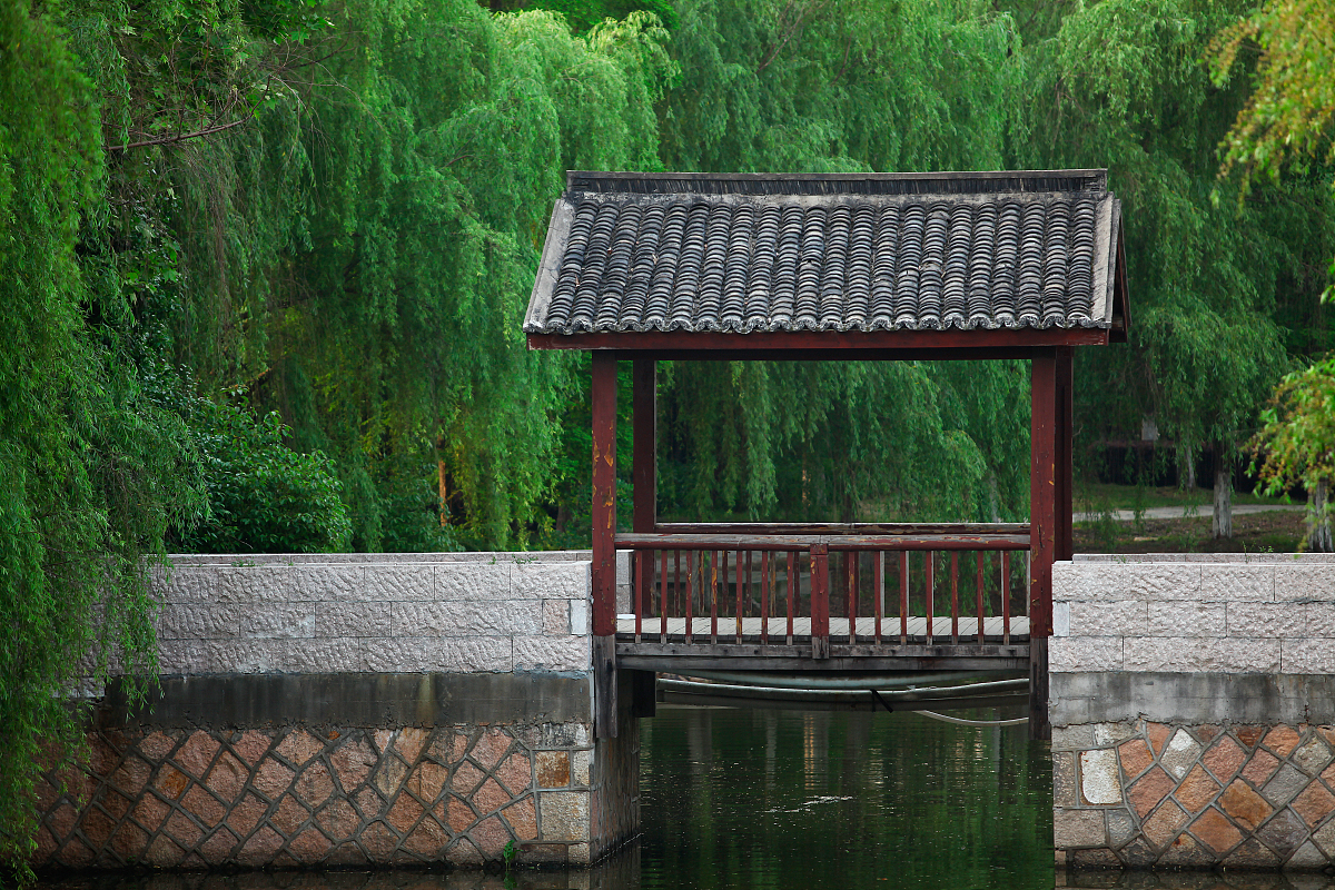 浙江省经济发展现状分析：结构优化、创新驱动、开放合作、绿色发展