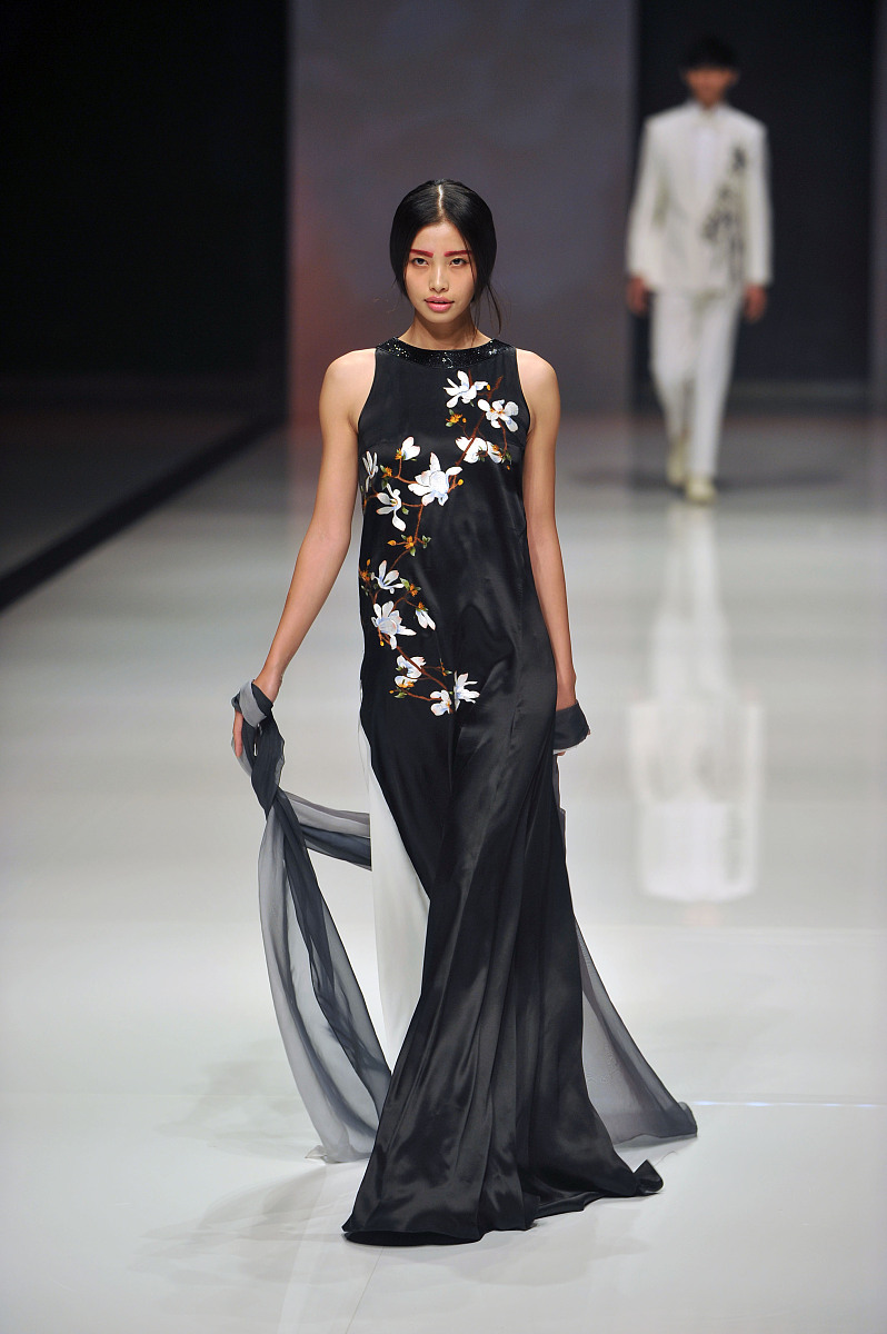 东莞纺织服装学校2021年专业设置：纺织、服装、艺术设计等多个领域