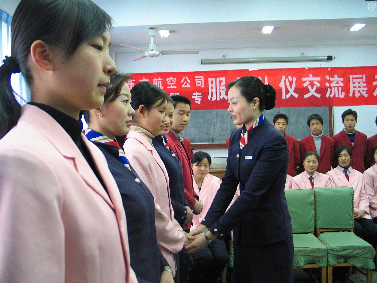 山东高铁铁路学校怎么样 - 高铁铁路人才培养的分析