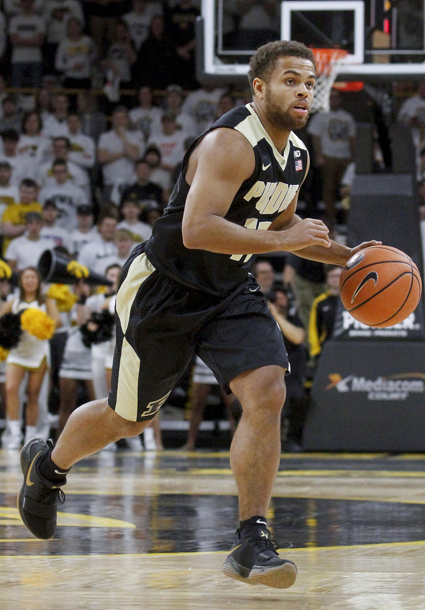 thom<strong>p</strong>son #11 of the purdue boilermakers brings the ball down