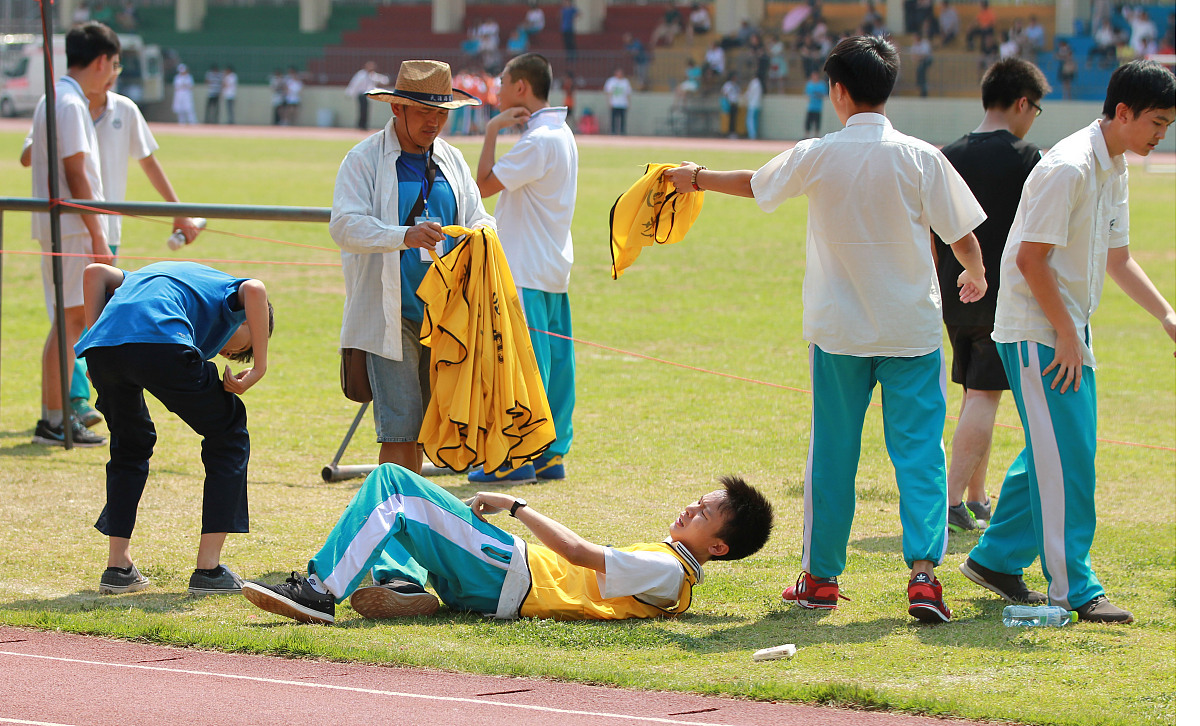 中考体育立定跳远标准
