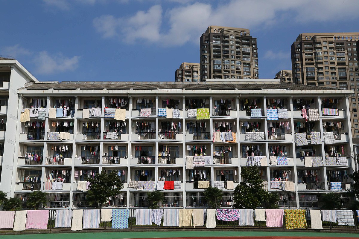 景宁职业高级中学2023年宿舍条件升级，环境舒适设施齐全