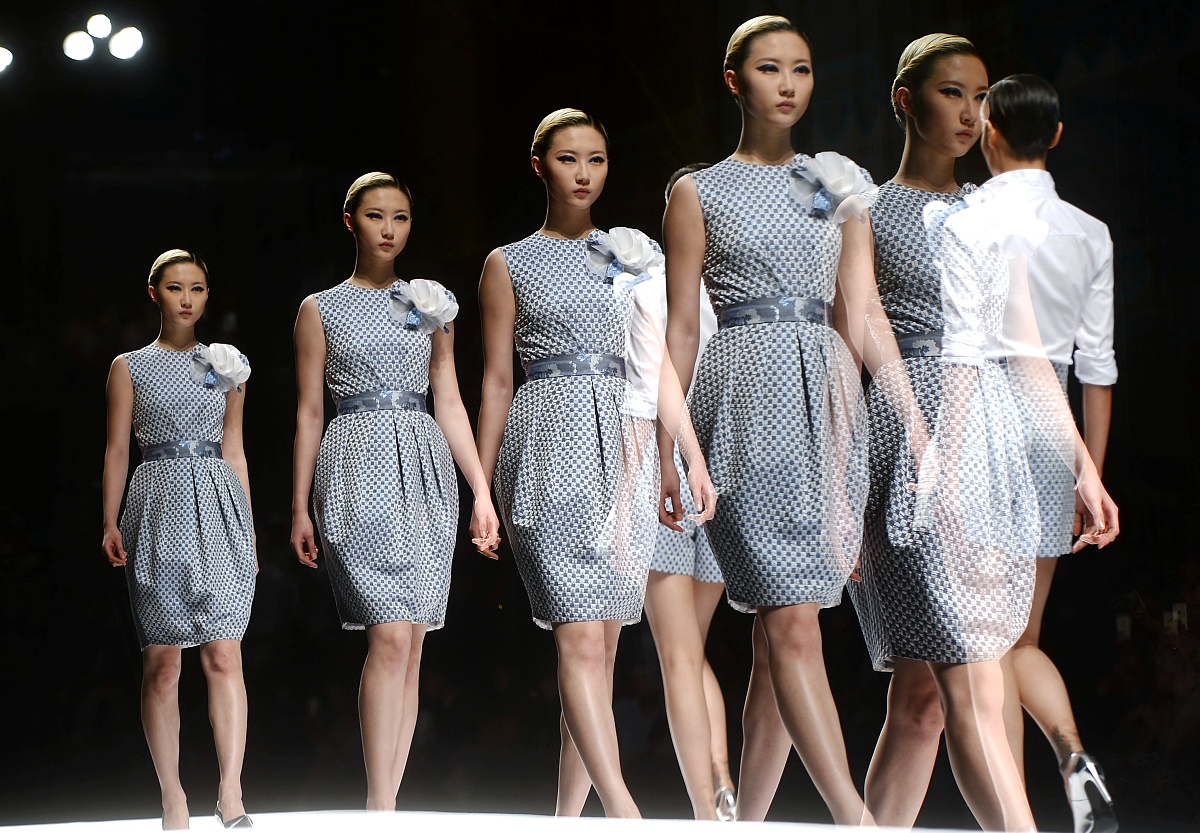 重庆卫生学校开设哪些专业？有3+2年制大专吗？