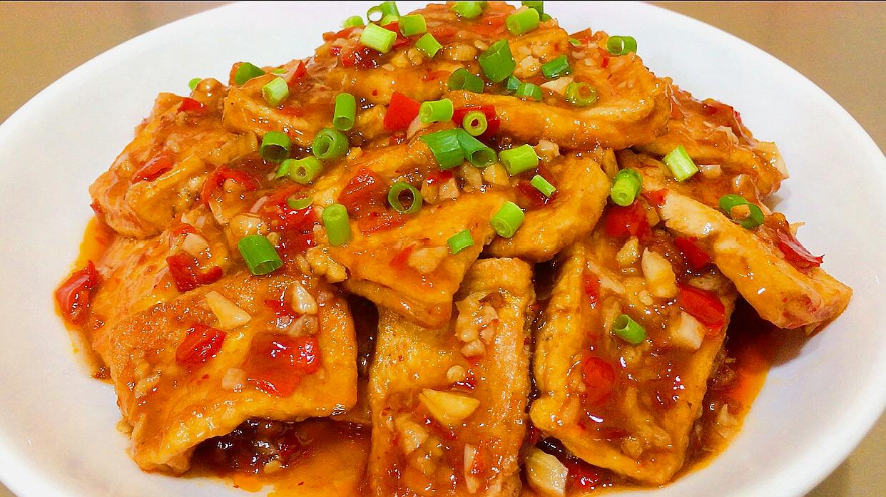 鱼香豆腐怎么做？大厨教你一个方法，简单易学，美味又下饭