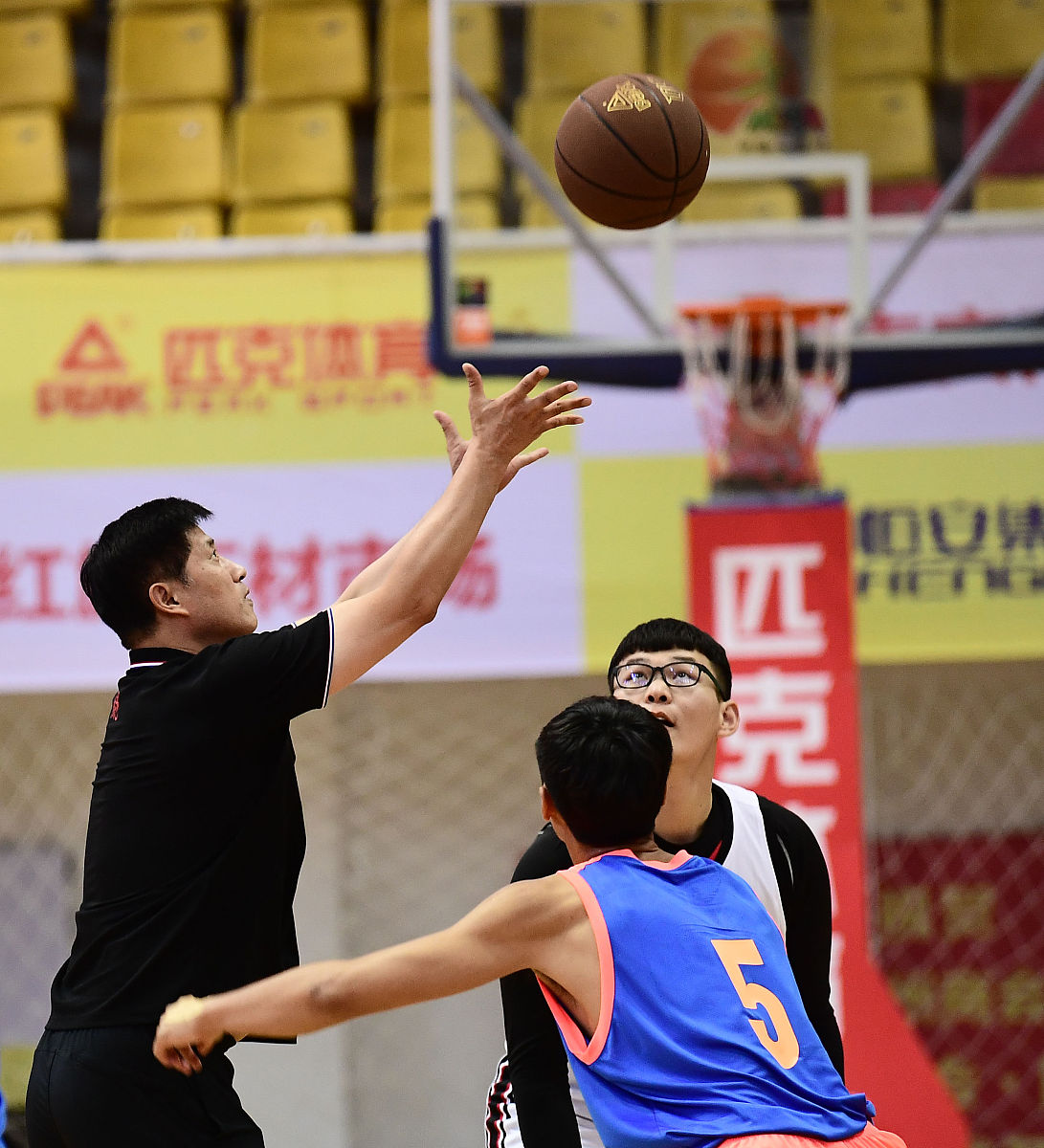 2019年6月29日,辽宁沈阳,2019年闽南商会篮球赛在沈阳举行,吸引30余支
