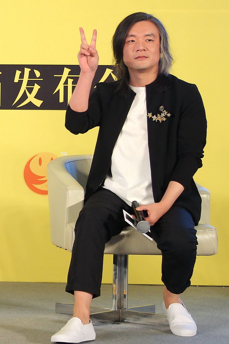 2016年06月27日,北京,电影《从你的全世界路过》定档发布会.***_***张