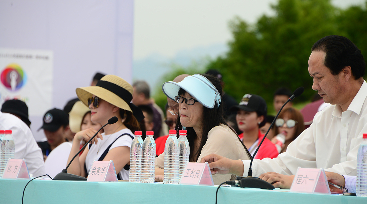 旅游管理专业学生实践周在导游大赛活动上当观众心得体会