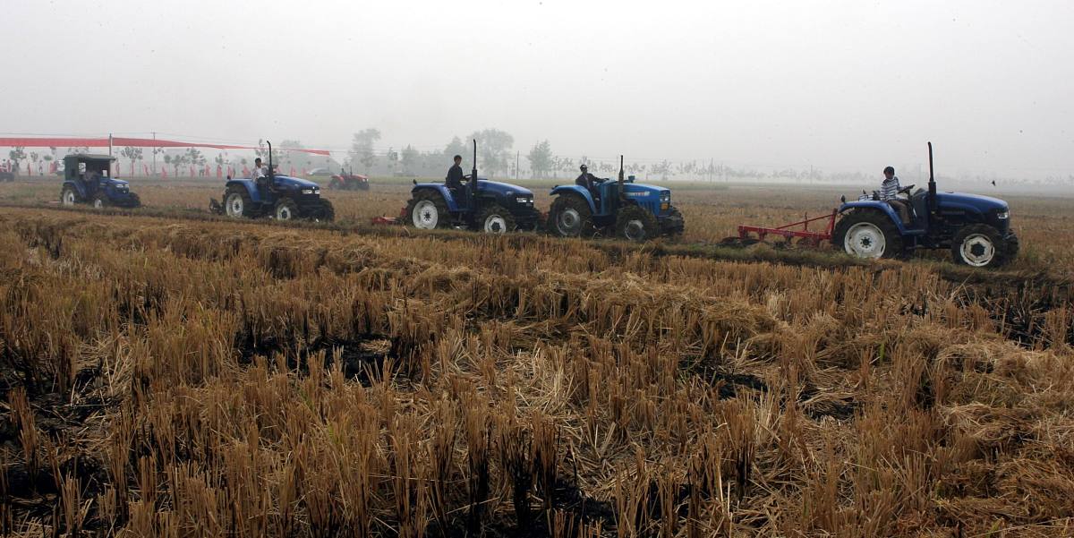 蒙自县中等农业机械化技术学校: 培养农业机械化人才, 助力现代农业发展