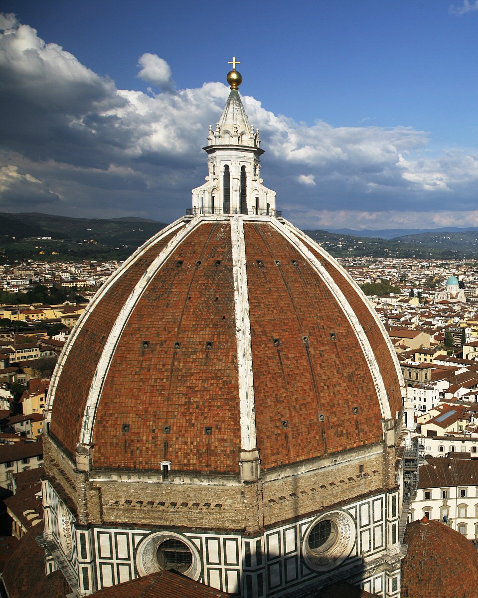 以欧洲文化的多元性与文艺复兴为题写一篇800字文章