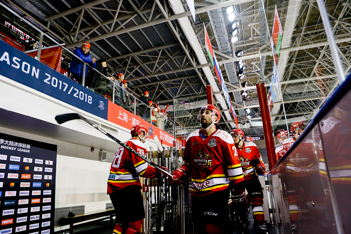 17/18khl常规赛:北京昆仑鸿星vs下诺夫哥罗德鱼雷