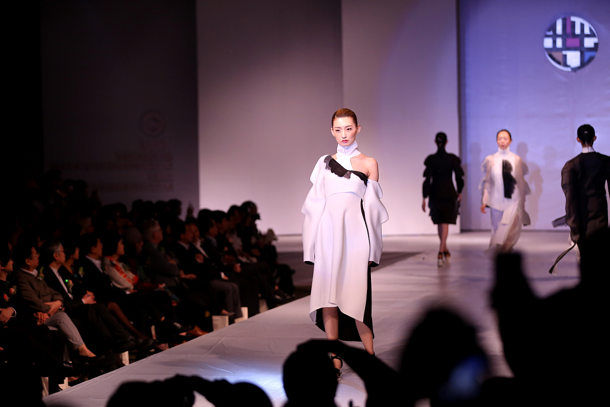 服装展示与礼仪专业详解及就业方向