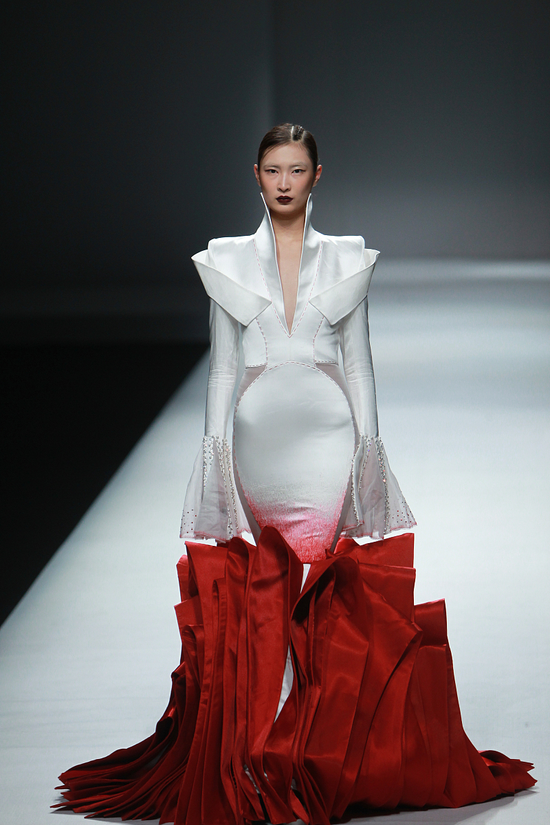 重庆市酉阳职业教育中心服装设计与工艺专业涉及哪些课程