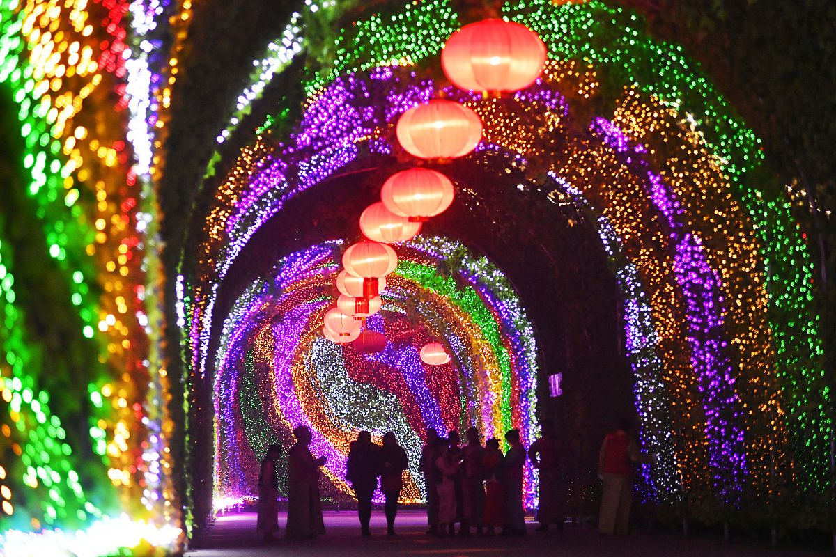 按键点灯：嵌入式系统入门教程