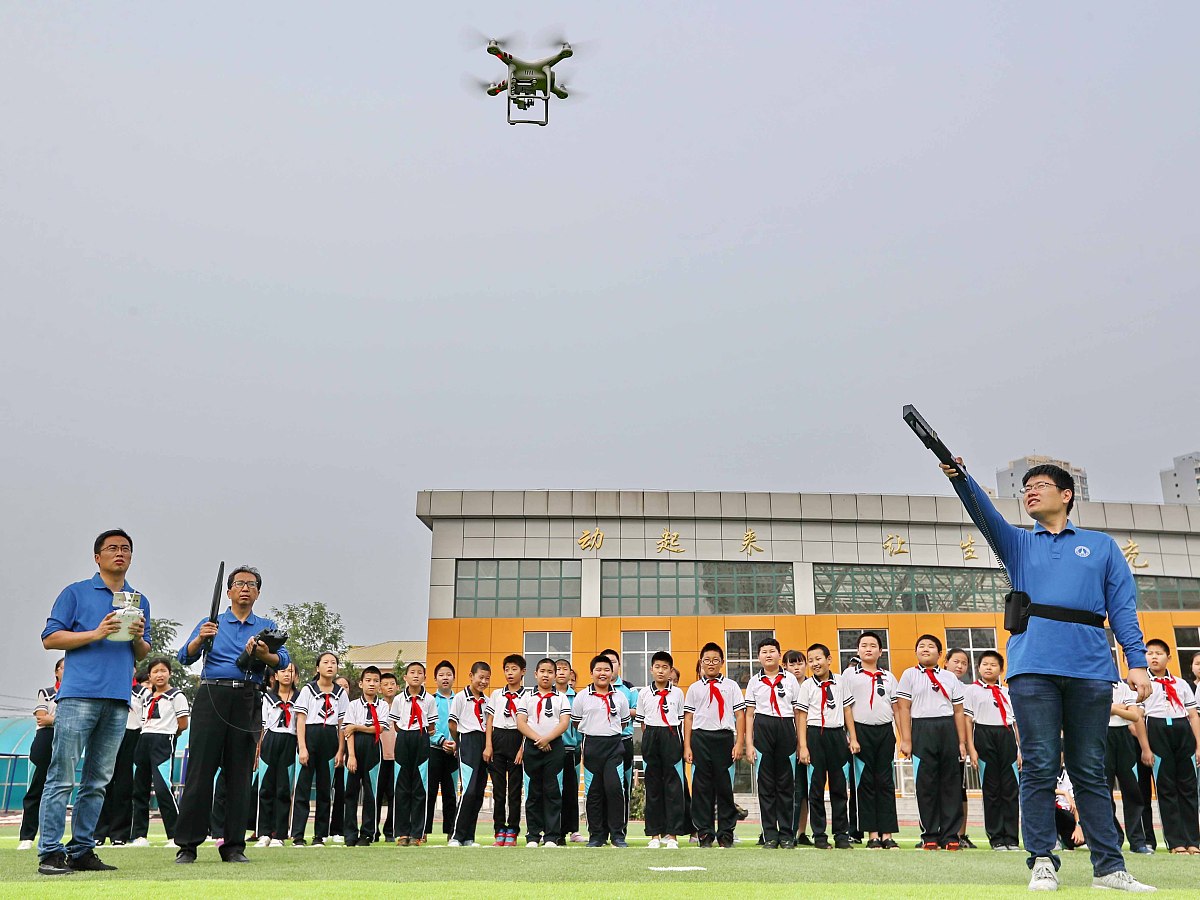 巧家县航空职业高级中学航空无人机管理：领先的管理体系和技术