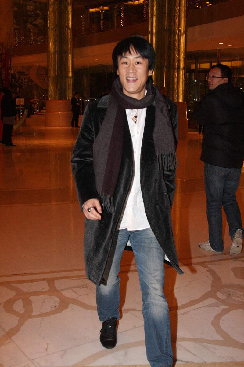 2011年1月19日,北京,亚洲第一位拥有劳斯莱斯的大富翁李晓华在昆仑饭