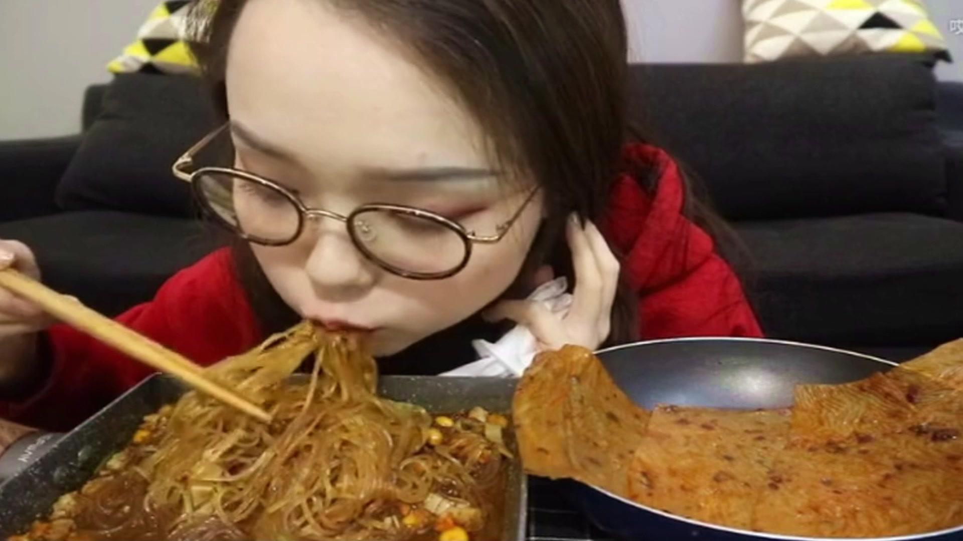 吃播阿尤狂甩60斤,原来是用"轻断食"减肥方法,减肥人士的福瘦身photoshop利用图片