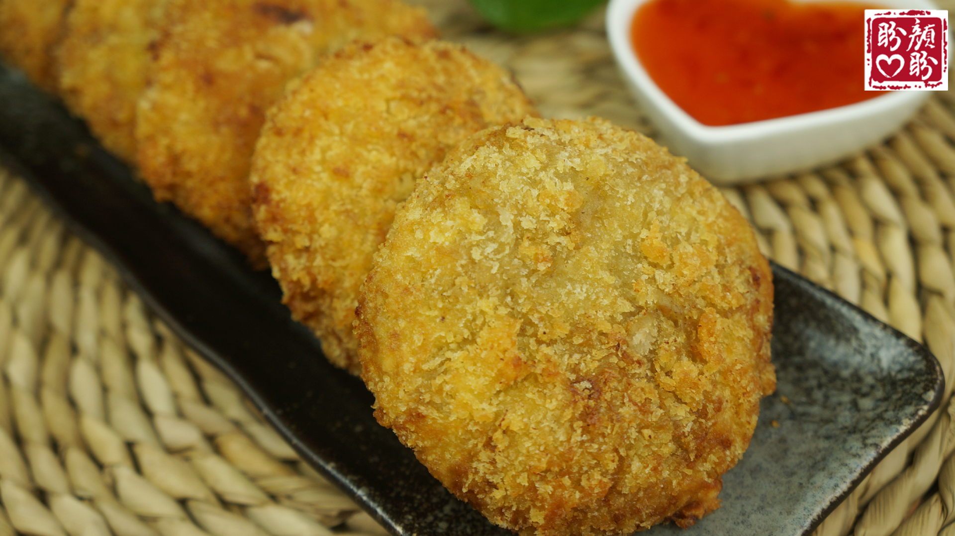 一块土豆,一块瘦肉,就能做出一大盘超级美味的日式可乐饼!