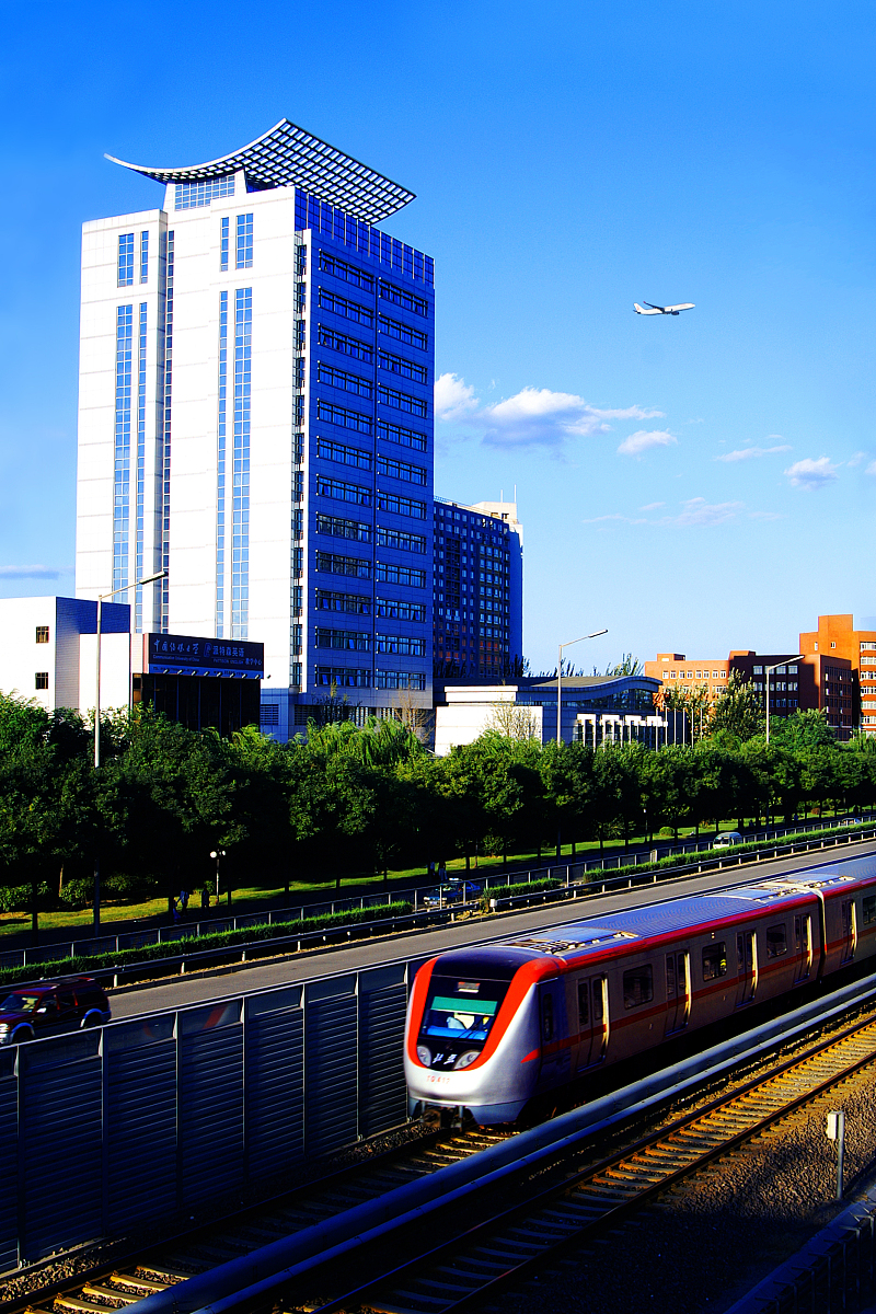 重庆市商务学校计算机应用专业就业前景如何