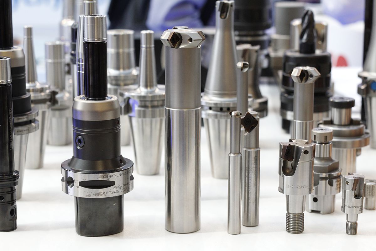 你知道数控200镗床主轴上刀杆的口径108mm是什么型号刀柄吗帮我用200字详细描述