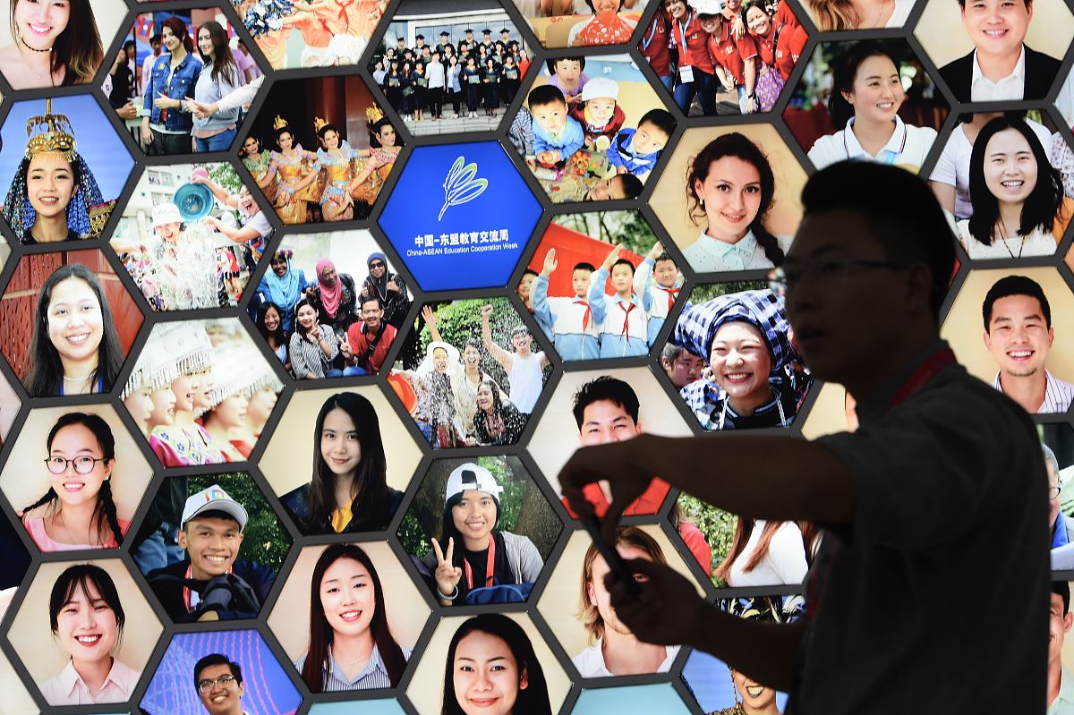 在贵州读计算机动漫与游戏制作专业可以去哪些学校