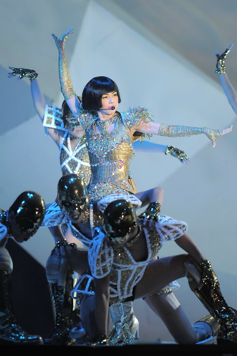2010年8月28日,北京,孙燕姿《答案是》北京演唱会在首都体育馆举行.  
