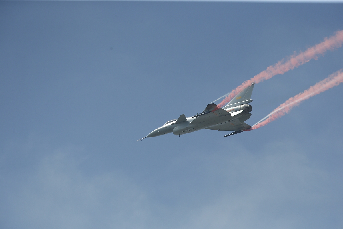 在贵阳选择航空学校中应该注意些什么