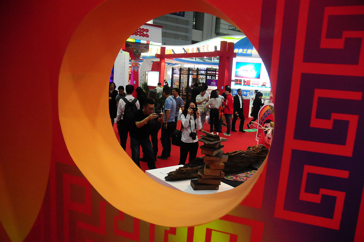 请按SEO优化标准和下述要求以非凡机遇!2023深圳礼品展门票限时抢购中!为文章主题撰写文章内容。要求：1、文章标题是一篇文章的核心请你在保留文章主题的同时撰写文章标题修饰语并对其进行响应修饰语的作用是为了吸引用户眼球和点击文章标题需要控制在30个字以内。2、内容排版应清晰保证文章的整体美观度以及用户体验。3、文章内容字数不得少于3000字文章语句通顺语法正确没有错别字。4、文章主题清晰不混乱结构