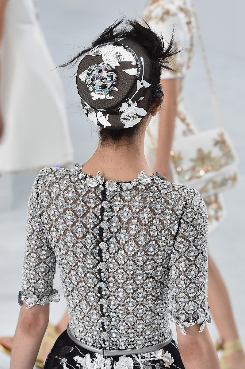2014年7月9日讯,巴黎,当地时间8日,2014巴黎高定时装周(秋冬):chanel 