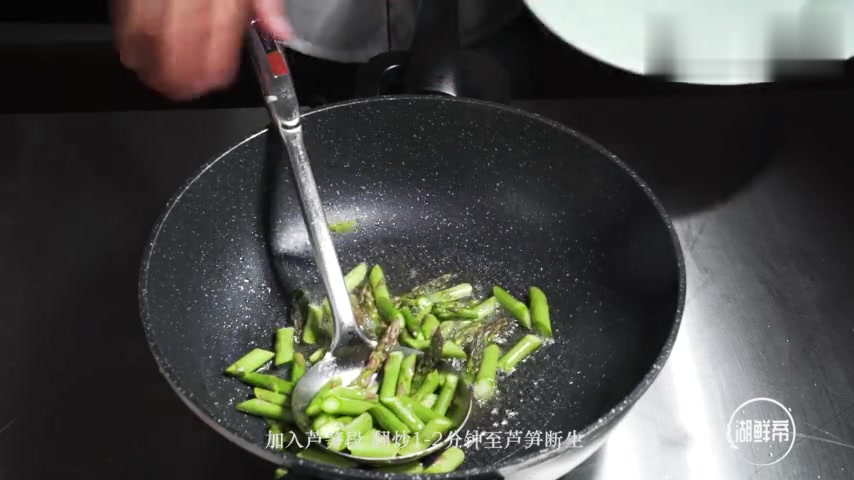 偷学隔壁老王拿手菜 黑椒芦笋牛肉粒 3年家庭私厨来教你