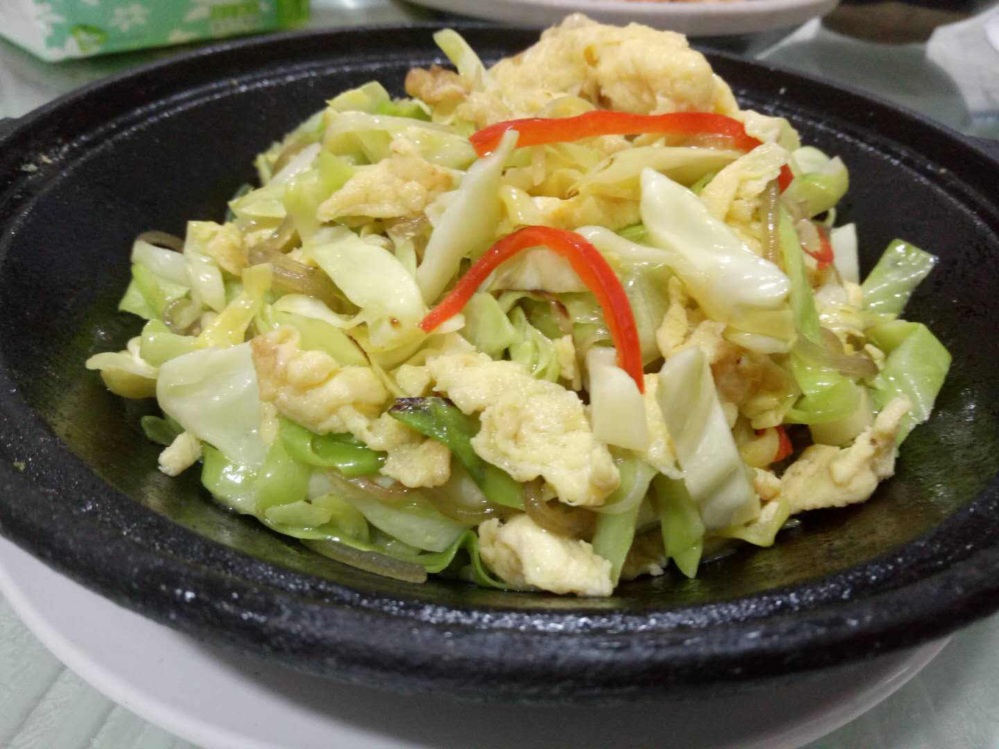包菜粉条炒鸡蛋的做法,看看大厨怎么做的