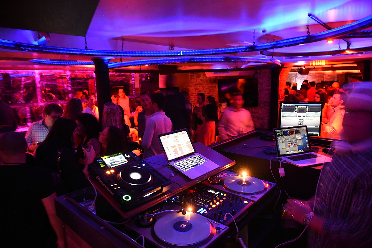 写信投诉酒吧噪音影响居民生活