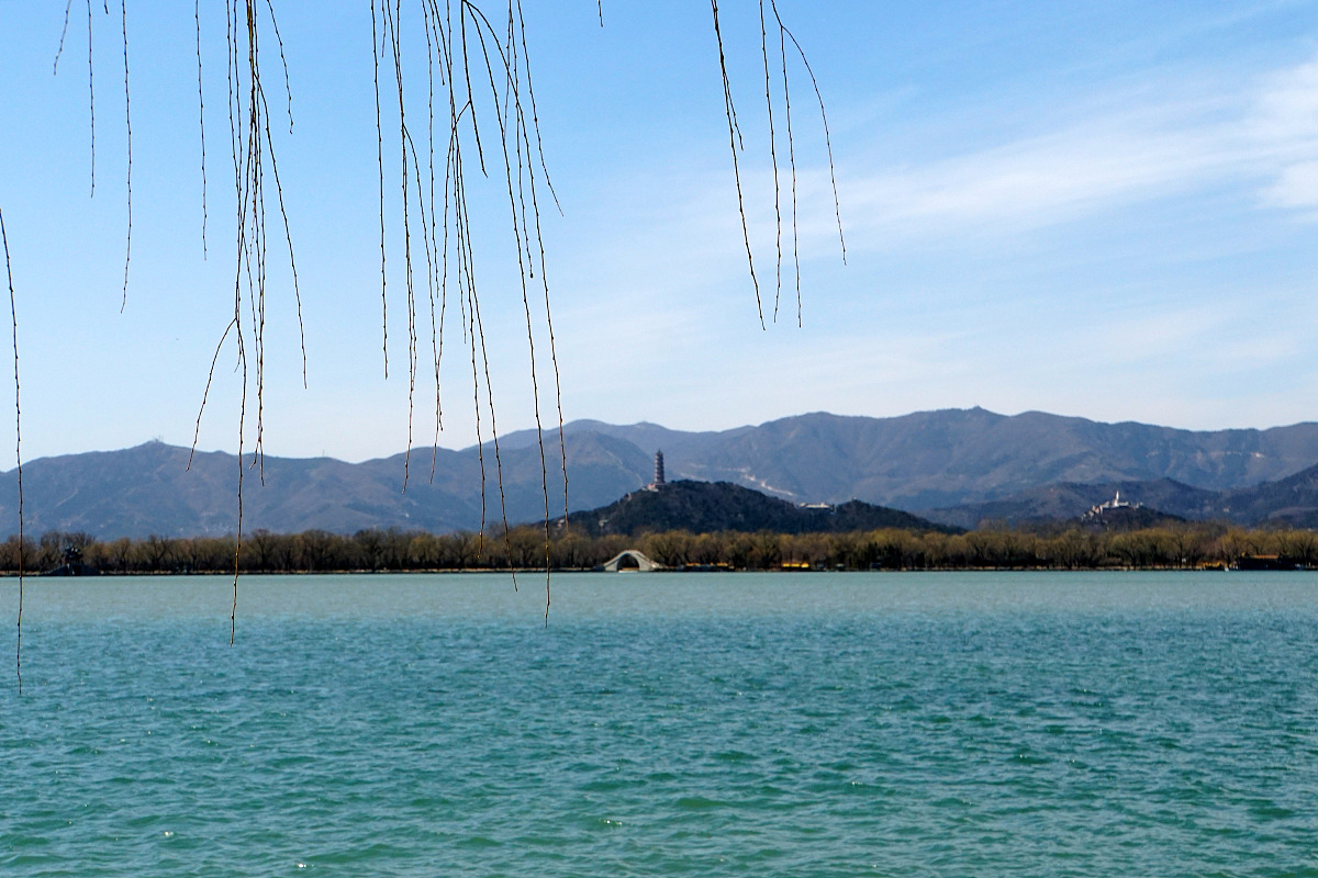 用以下内容帮我写一个新闻用以下内容帮我写一个新闻稿 -----------------------------------------1、优一紫苏油软胶囊活动价格现在为回馈广大消费者的厚爱让更多的消费者都买得起用得起原价698元盒现在只需398元盒买5盒送1盒买10盒送3盒