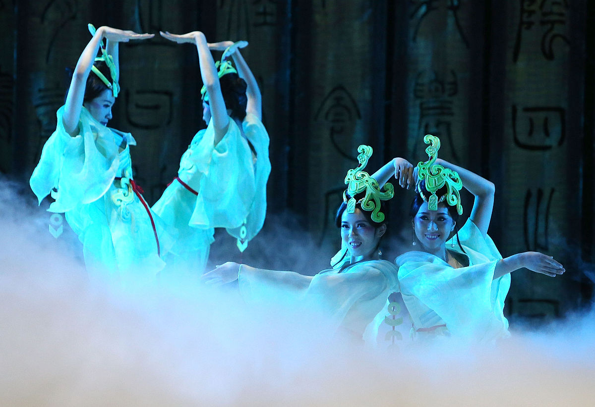 write-an-essay-about-Chinese-opera-elements-in-animation-in-drama-education-of-adults