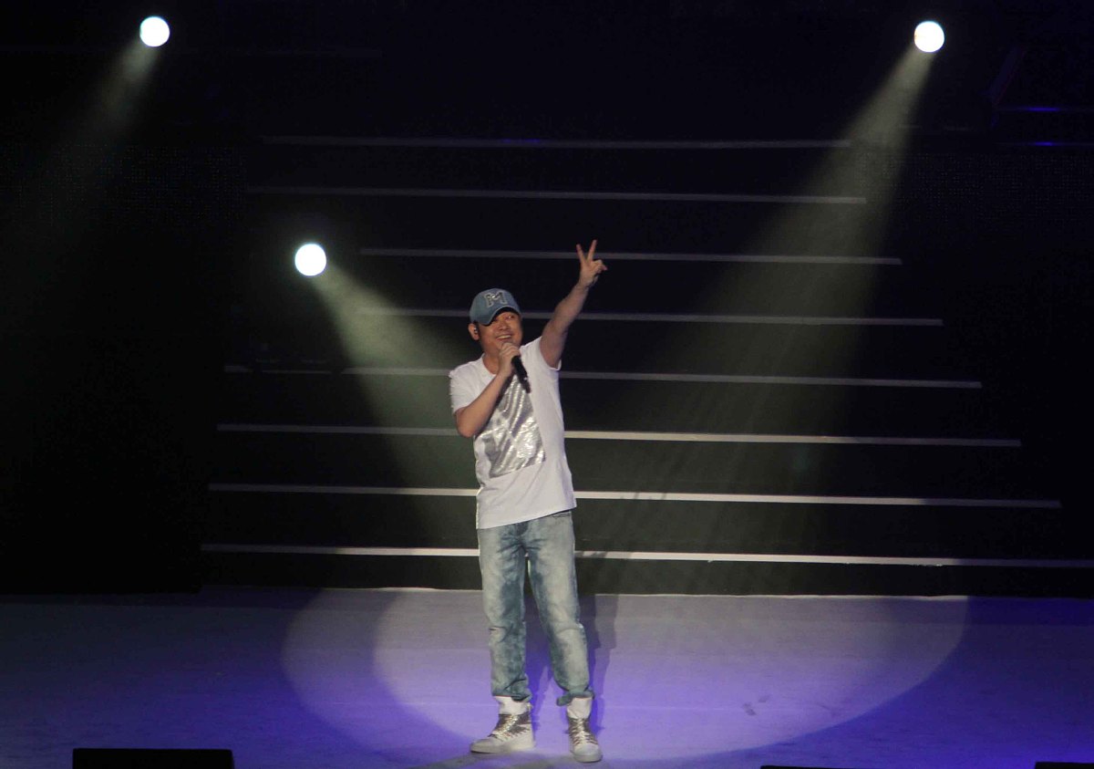 2011年5月21日,北京,2011刀郎"谢谢你"巡回演唱会的首站演出在北京万