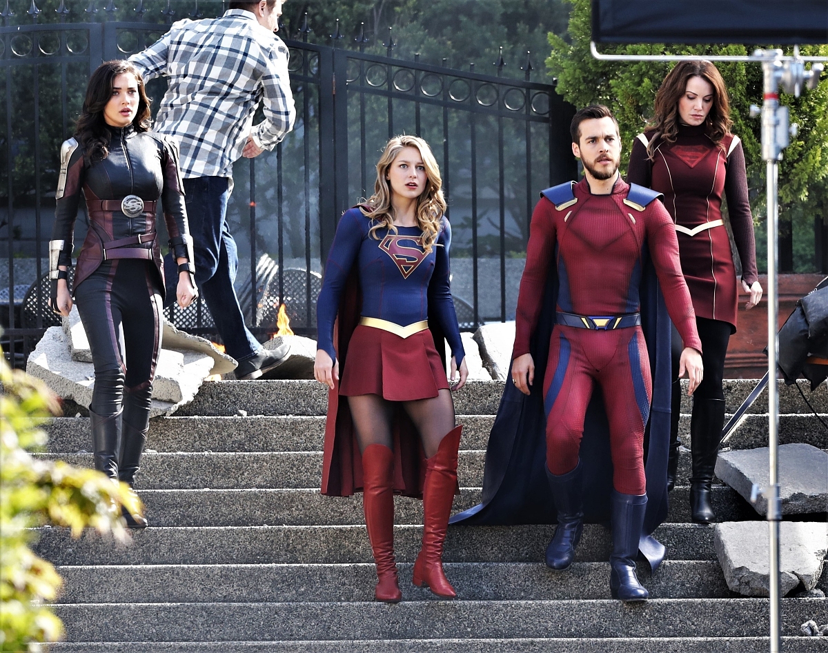 超人，我该怎么办？琳达在危险中！