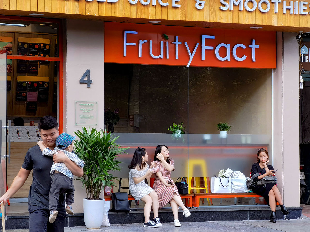 挪瓦咖啡加盟：0经验，0加盟费，限时1元抵5000元！