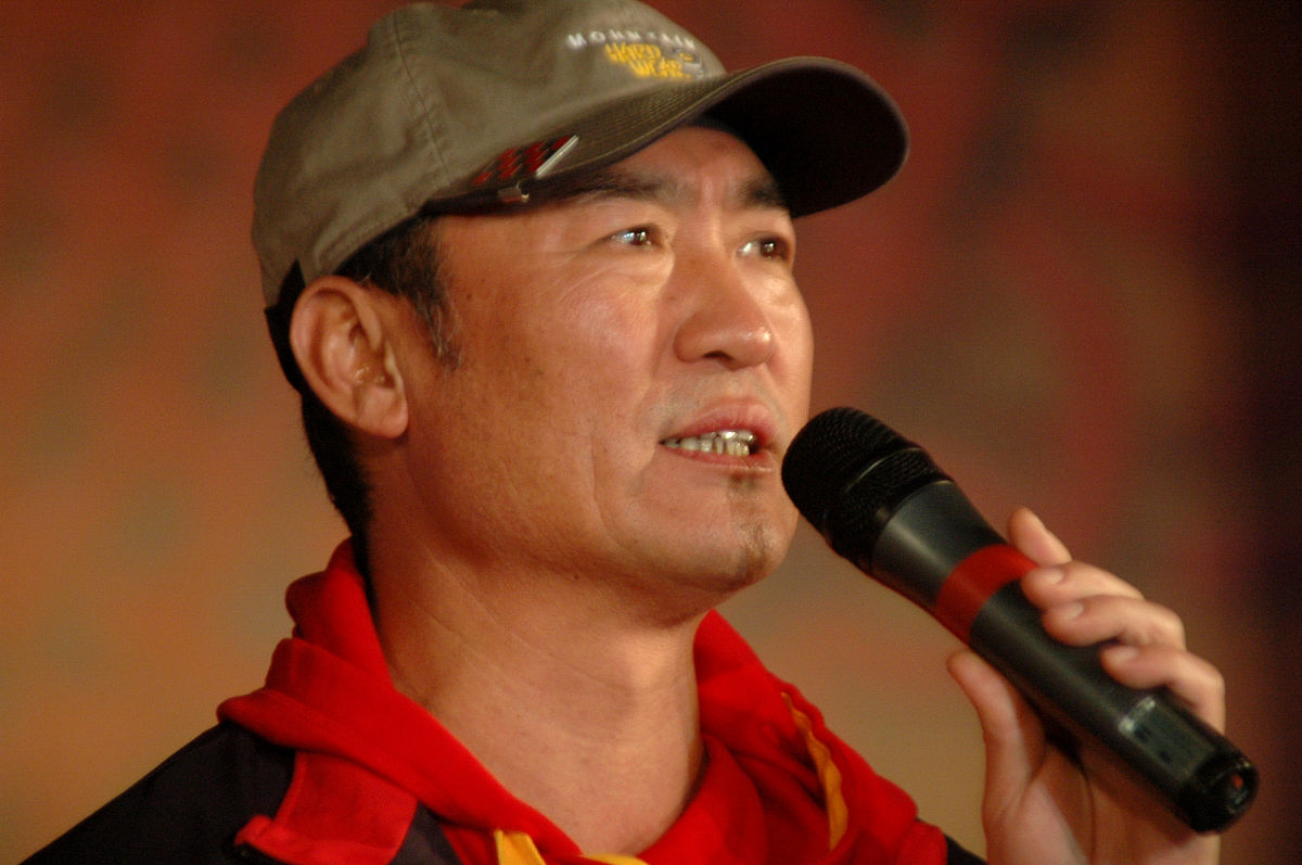 写一篇《水浒传》第一集的影视解说文案