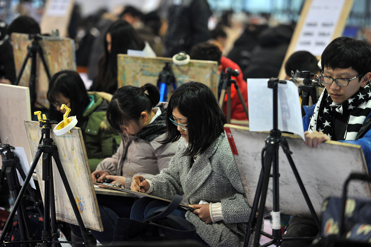 云南工艺美术学校2022年招生专业一览：设计、工艺、艺术类专业尽在其中