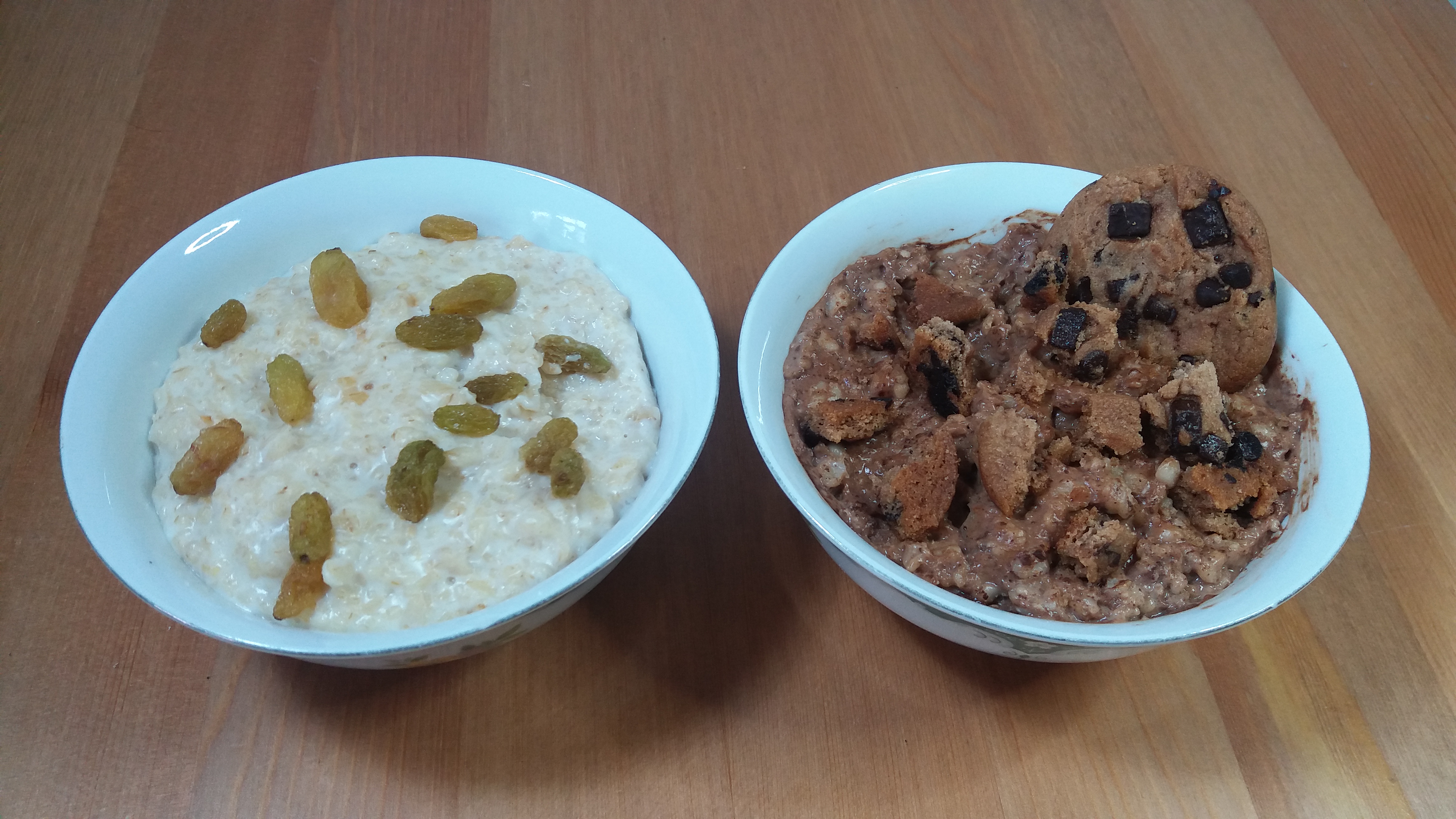 营养健康的牛奶燕麦粥,一粥两吃,您喜欢哪一种吃法呢?