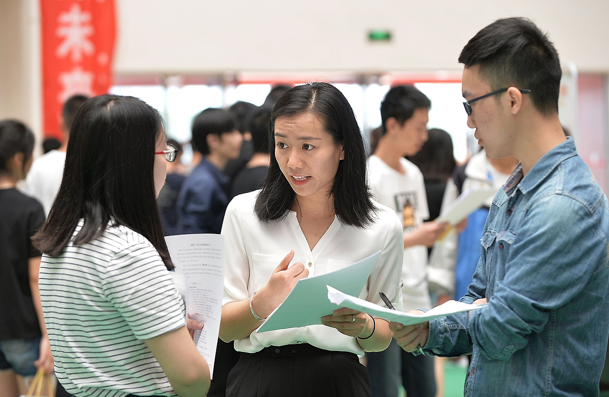 成都2021年中专女孩子学什么专业好