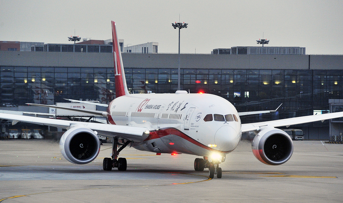 昆明航空学校报名费用低？云南航空学院、昆明航空职业技术学院等推荐