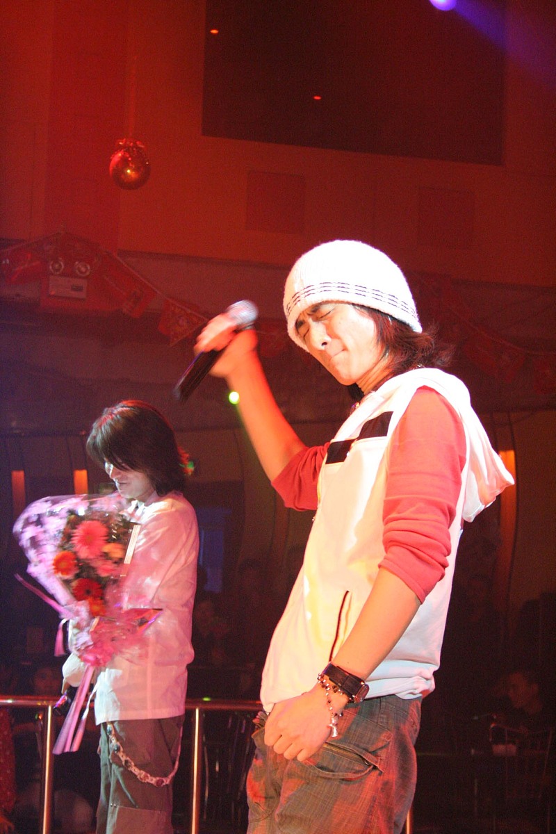 2006年12月1日,华语乐坛最浪漫,最具偶像气质的男生组合——田华&杜磊