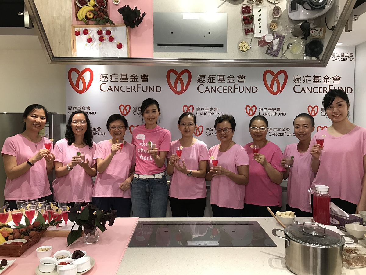 公益项目粉红春天的不足与启发帮我用210字详细描述