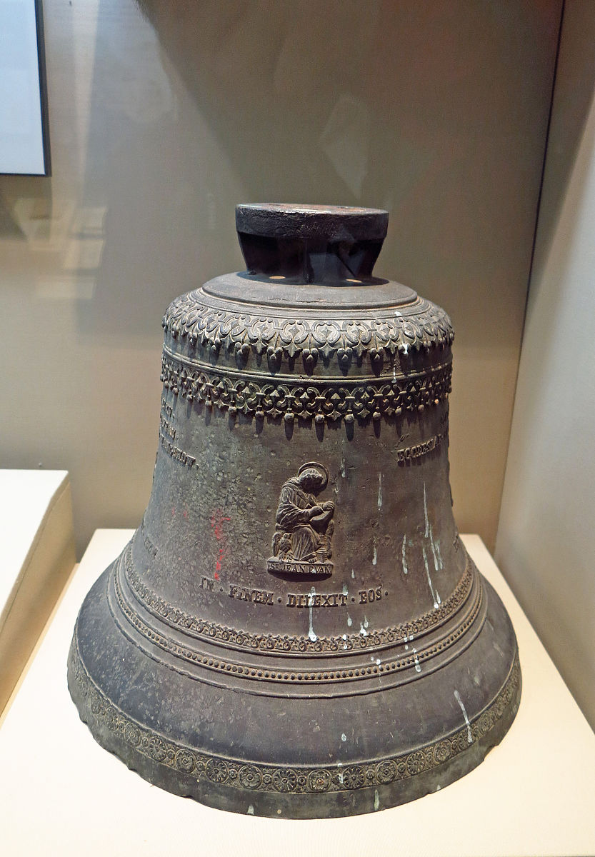 铜钟音乐：传统与现代的交响