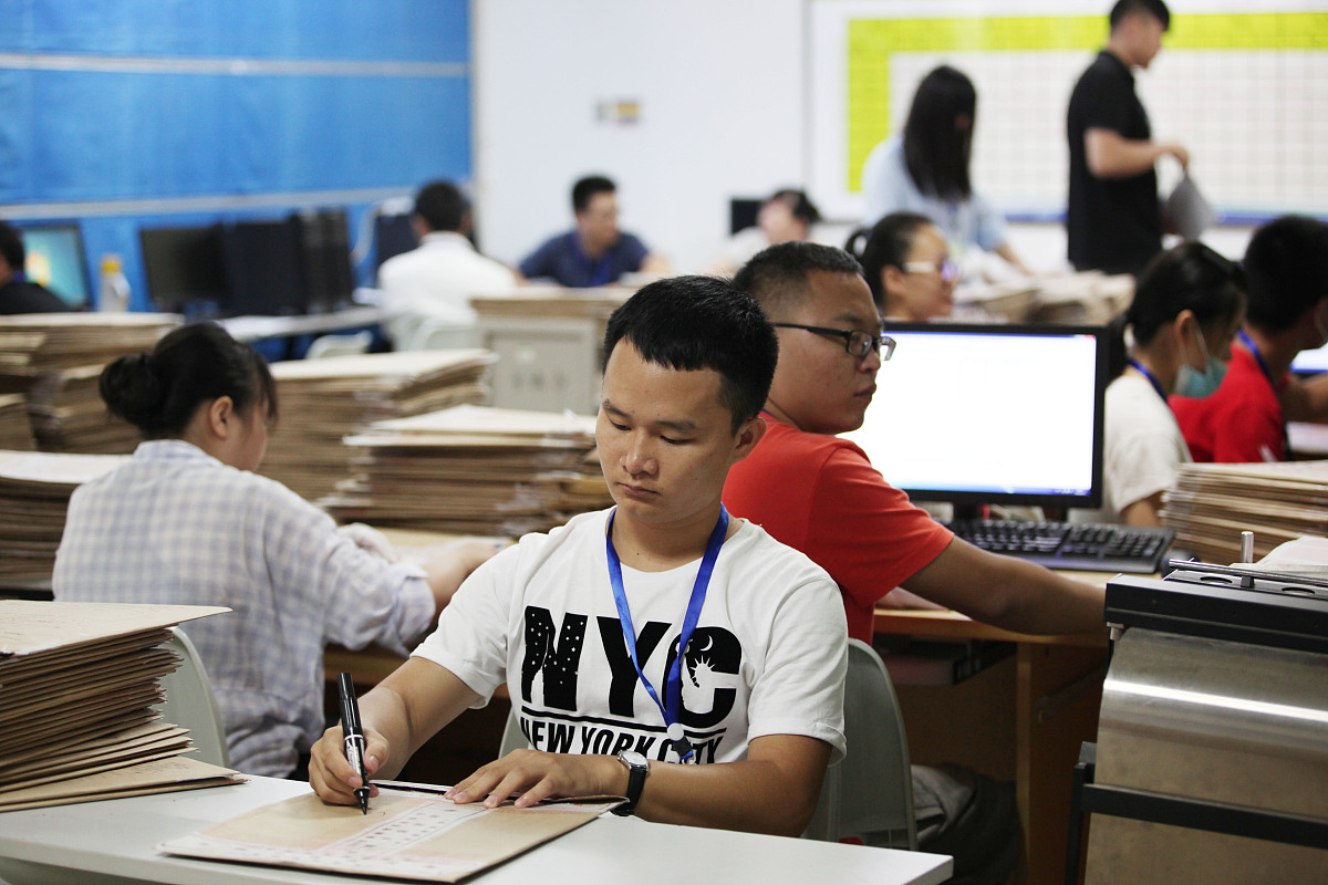 学生期末考试系统研究意义：提升教学质量、促进学习、建立公正评价体系