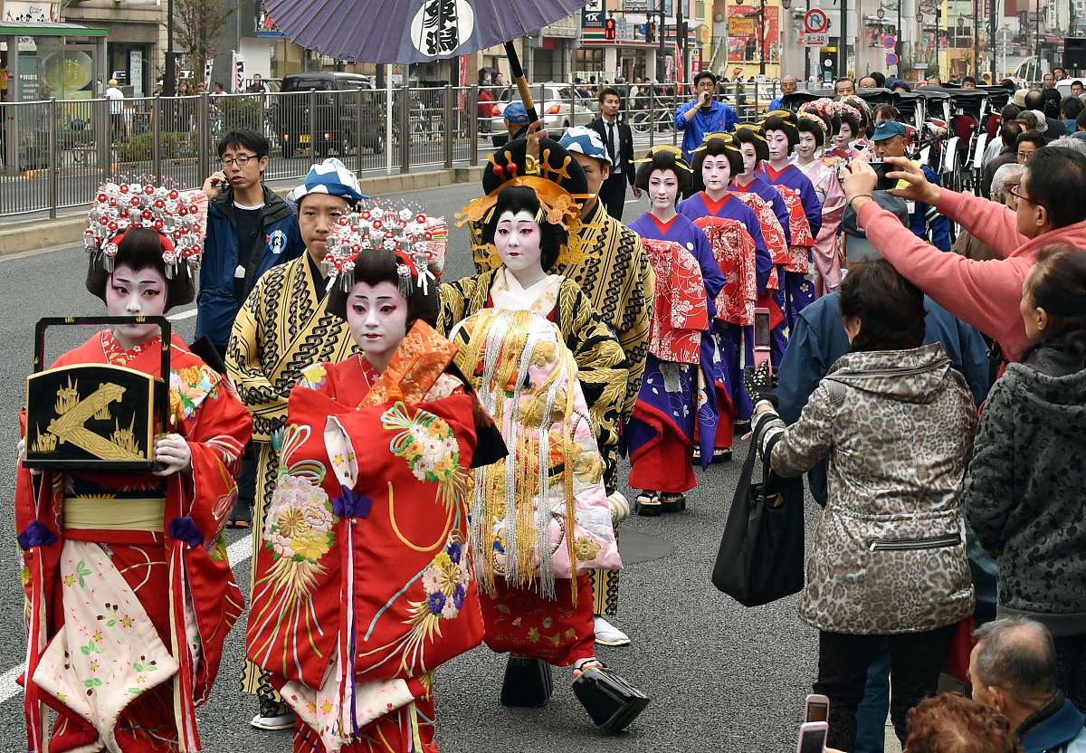 日本人 - 日本文化、社会、経済への貢献